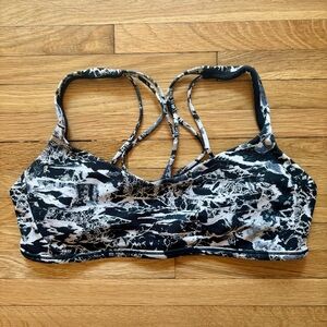 Lululemon Free to Be Bra Wild Women's 12 Light Support Yoga Fitness Athleisure